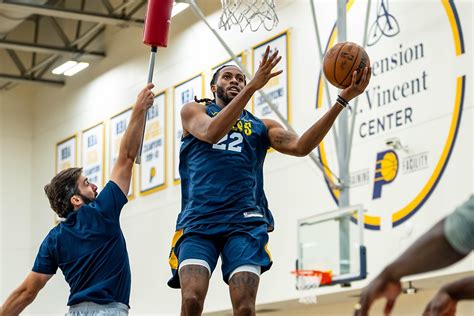 When Do NBA Training Camps Start: A Deep Dive into the Pre-Season Rituals and Their Impact on the Game